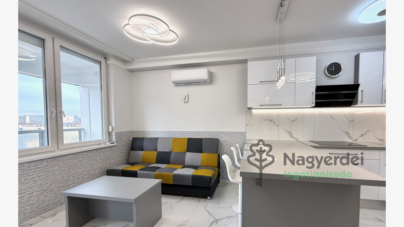 Debrecen, Libakert, Lakás, panel lakás  