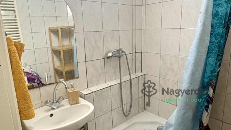 Debrecen, Tócóskert, Lakás, panel lakás  