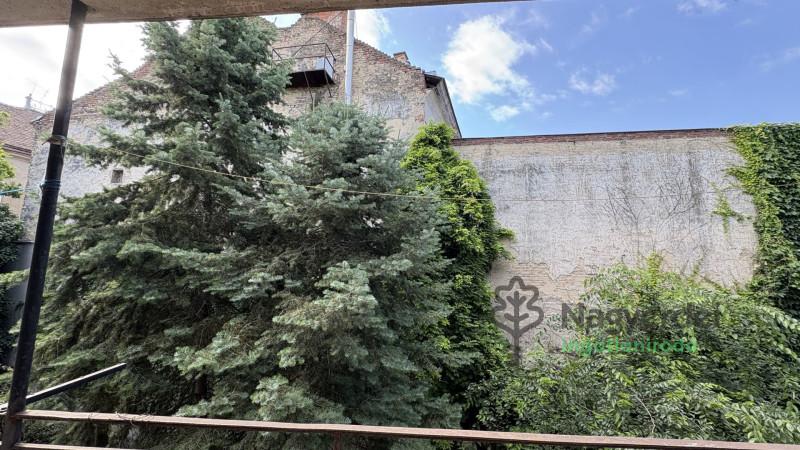 Debrecen, Belváros, Lakás, tégla lakás  