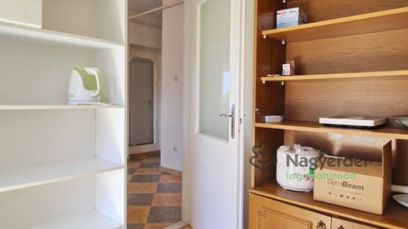 Debrecen, Sestakert, Lakás, tégla lakás  