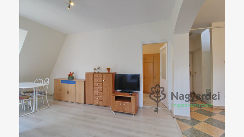 Debrecen, Sestakert, Lakás, tégla lakás  