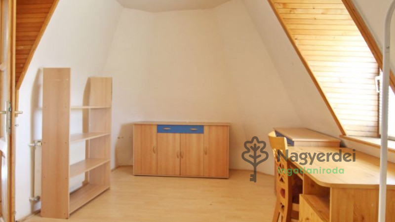 Debrecen, Sestakert, Lakás, tégla lakás  