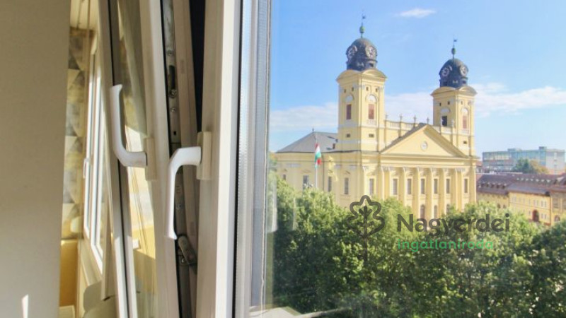 Debrecen, Belváros, Lakás, tégla lakás  