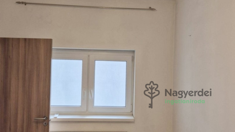 Debrecen, Csapókert, Ház, családi ház  