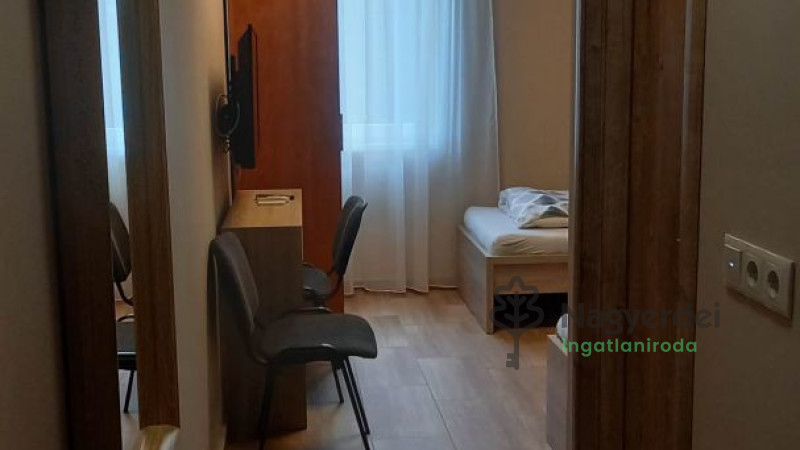 Váncsod, Kereskedelmi ingatlan, panzió  