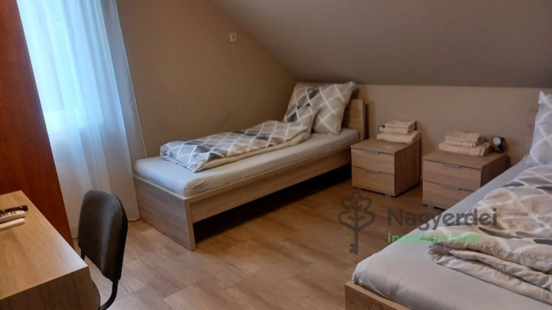 Váncsod, Kereskedelmi ingatlan, panzió  