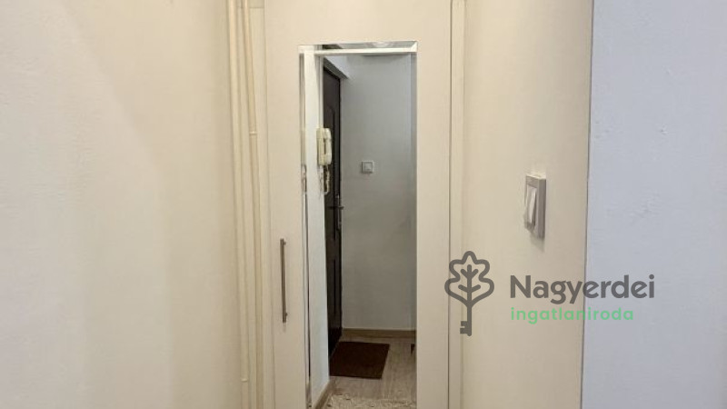 Debrecen, Belváros, Lakás, tégla lakás  