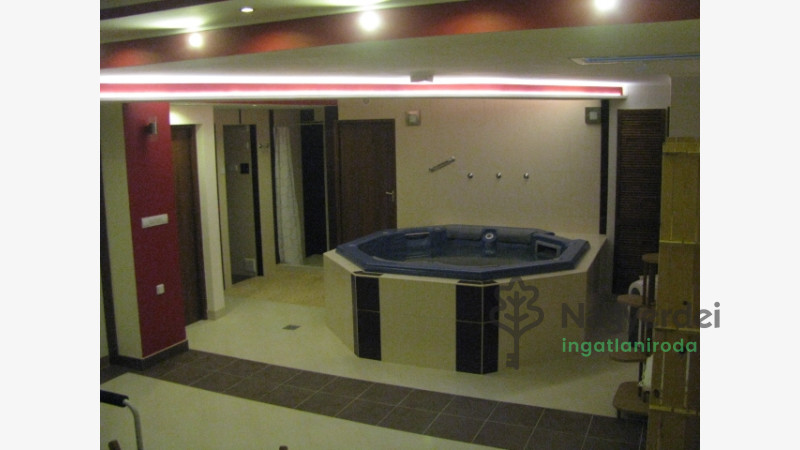 Debrecen, Óváros, Lakás, tégla lakás  