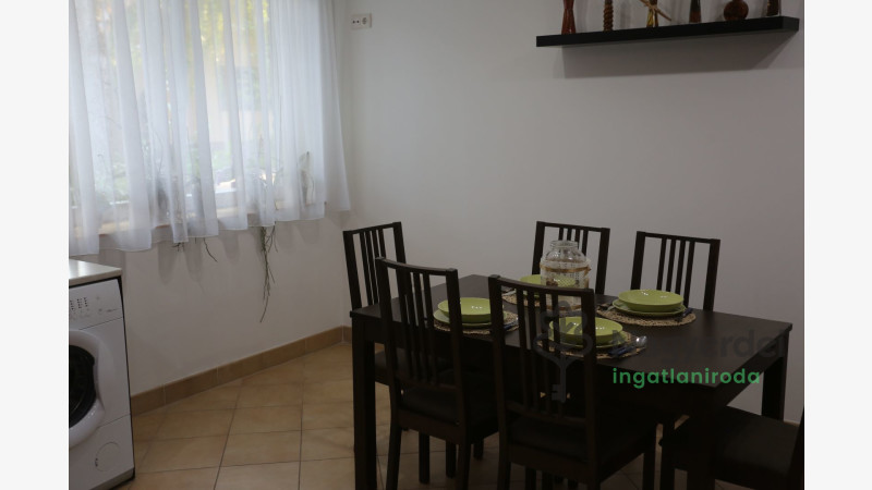 Debrecen, Óváros, Lakás, tégla lakás  