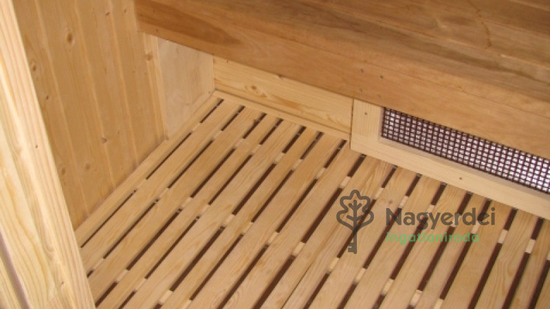 Debrecen, Óváros, Lakás, tégla lakás  