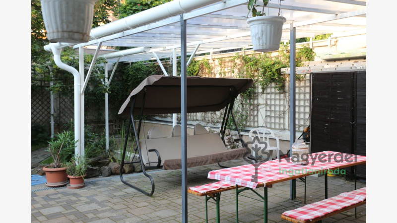 Debrecen, Óváros, Lakás, tégla lakás  