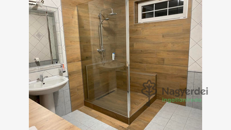 Debrecen, Köntöskert, Ház, ikerház  