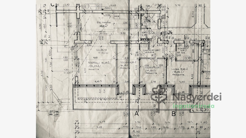 Debrecen, Postakert, Lakás, tégla lakás  
