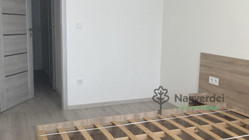 Debrecen, Miklóskapu, Lakás, tégla lakás  