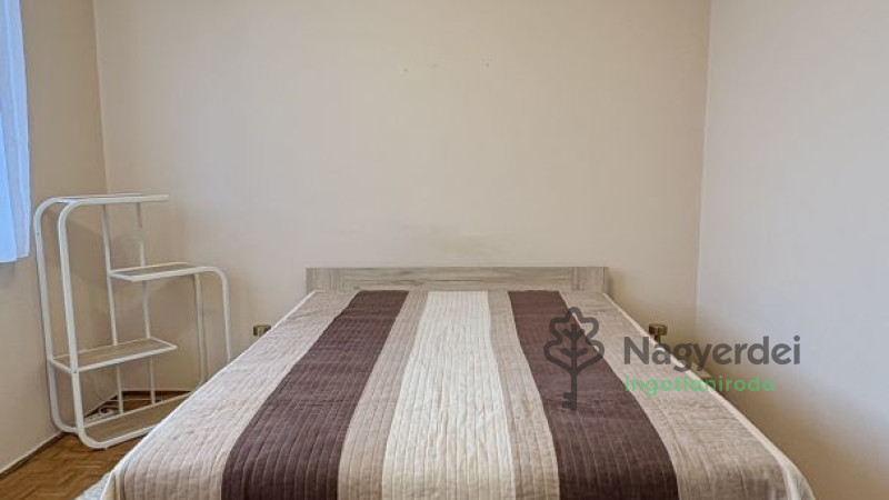 Debrecen, Sestakert, Lakás, tégla lakás  