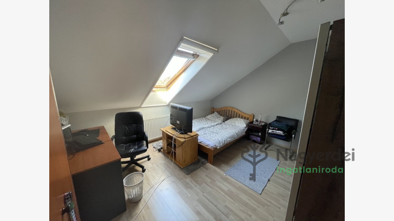 Debrecen, Köntöskert, Ház, ikerház  