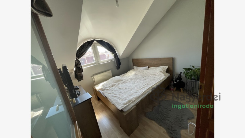 Debrecen, Köntöskert, Ház, ikerház  