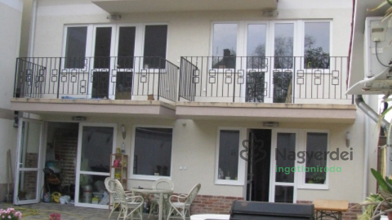 Debrecen, Óváros, Lakás, tégla lakás  