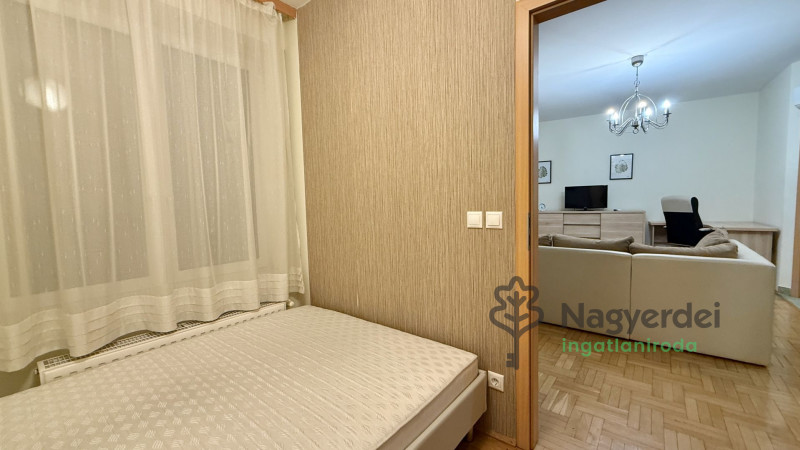 Debrecen, Belváros, Lakás, tégla lakás  