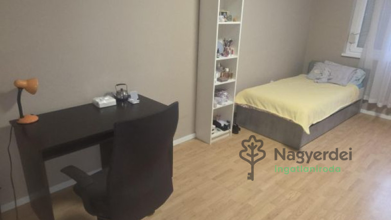 Debrecen, Újkert, Lakás, panel lakás  