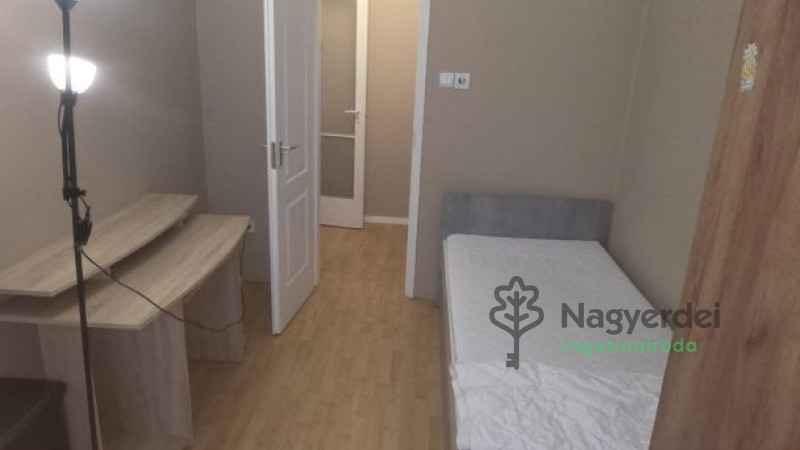 Debrecen, Újkert, Lakás, panel lakás  