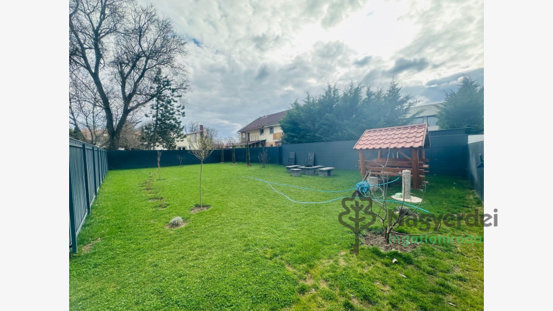 Debrecen, Urrétje, Lakás, tégla lakás  