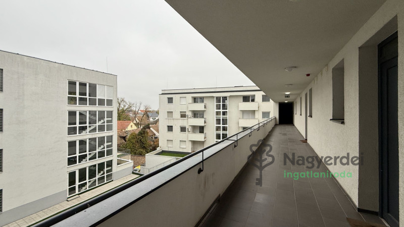 Debrecen, Belváros, Lakás, tégla lakás  