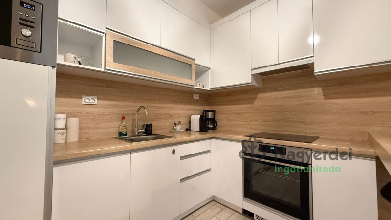 Debrecen, Belváros, Lakás, tégla lakás  