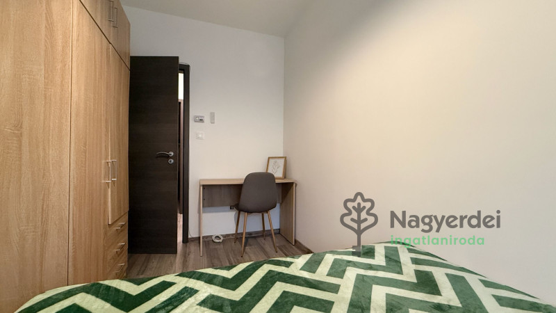 Debrecen, Belváros, Lakás, tégla lakás  