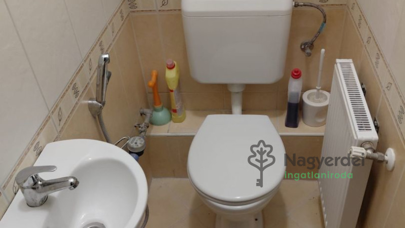 Debrecen, Sestakert, Lakás, tégla lakás  