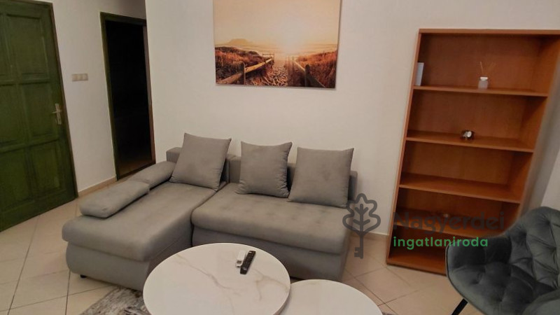 Debrecen, Sestakert, Lakás, tégla lakás  