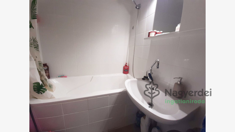 Debrecen, Újkert, Lakás, panel lakás  