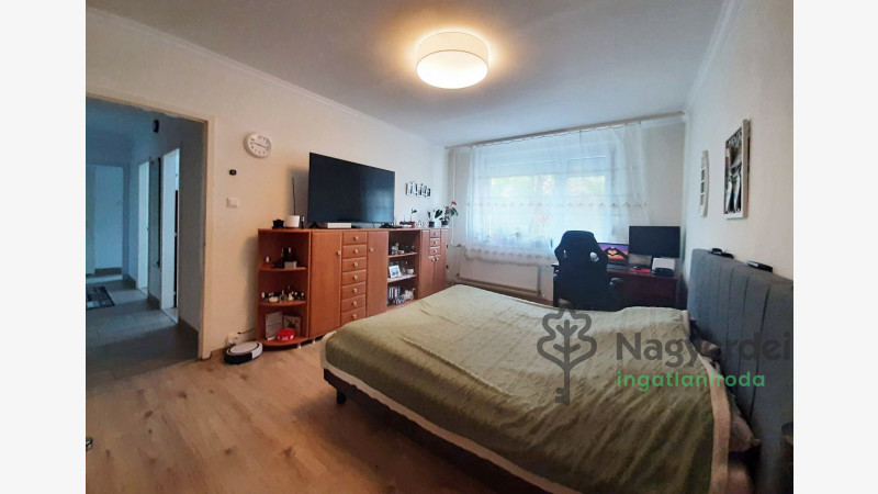 Debrecen, Újkert, Lakás, panel lakás  