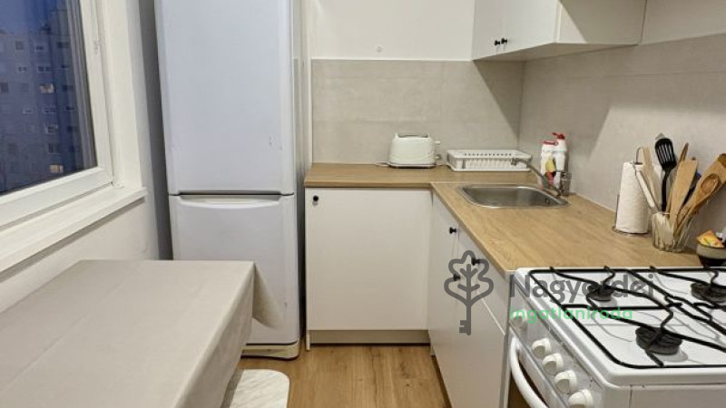 Debrecen, Fényesudvar, Lakás, panel lakás  