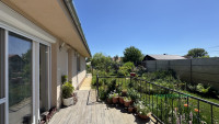 Mikepércs, Ház, ikerház  