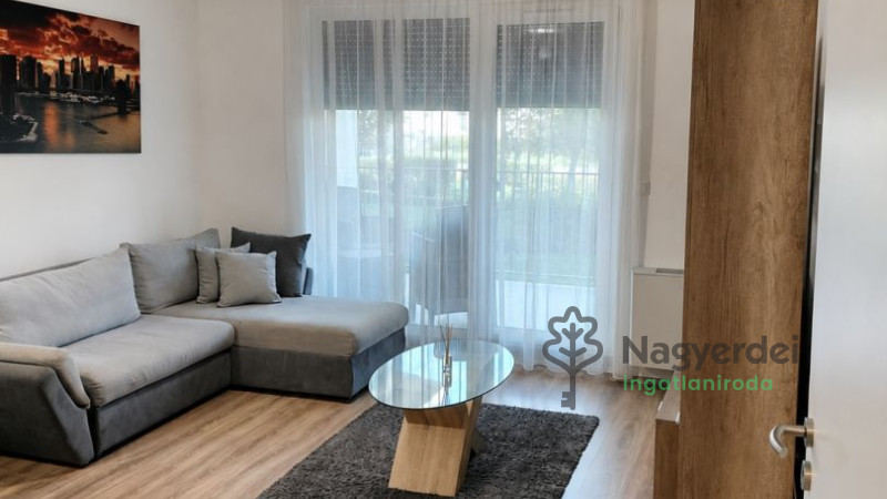 Debrecen, Sestakert, Lakás, tégla lakás  