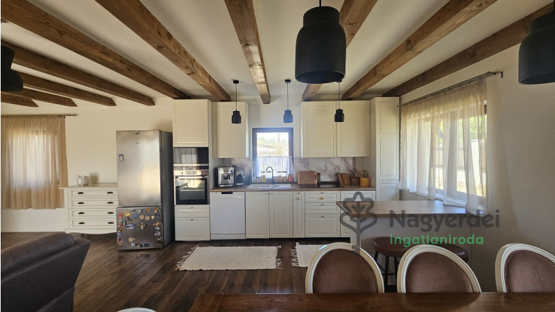 Debrecen, Haláp, Ház, családi ház  