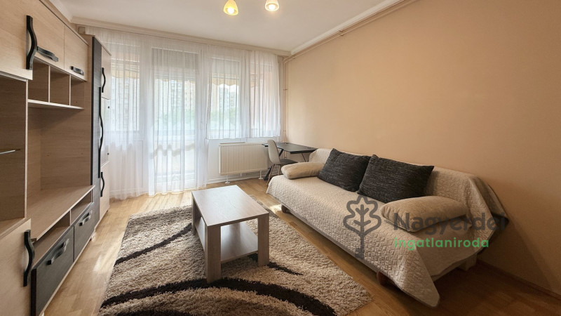 Debrecen, Sestakert, Lakás, tégla lakás  