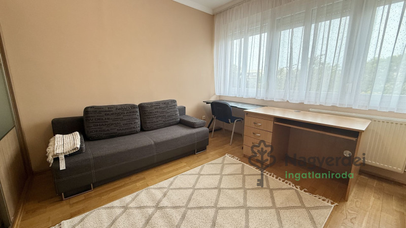 Debrecen, Sestakert, Lakás, tégla lakás  