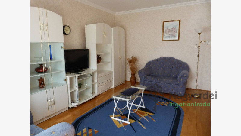 Debrecen, Sestakert, Lakás, csúsztatott zsalus  