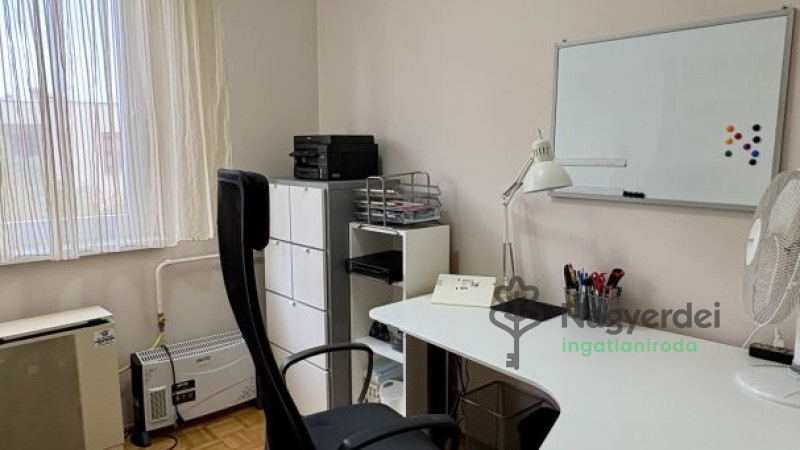 Debrecen, Sestakert, Lakás, tégla lakás  