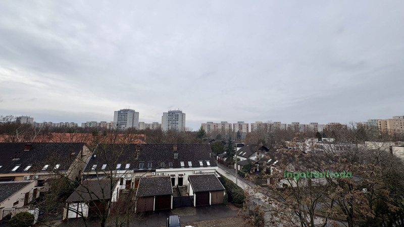 Debrecen, Sestakert, Lakás, panel lakás  