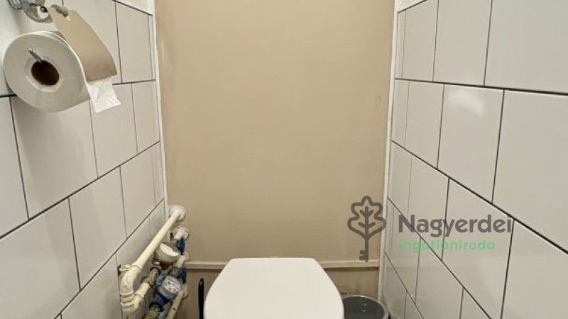 Debrecen, Sestakert, Lakás, panel lakás  