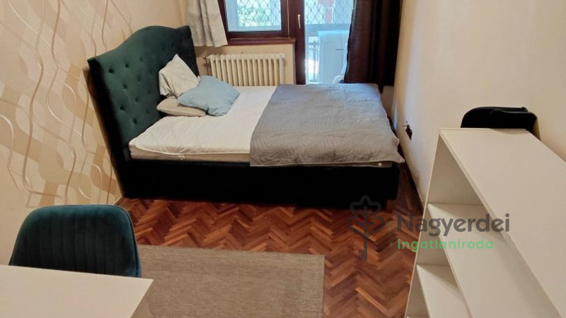Debrecen, Sestakert, Lakás, tégla lakás  