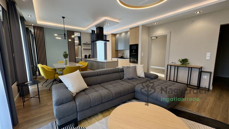 Debrecen, Csigekert, Lakás, tégla lakás  