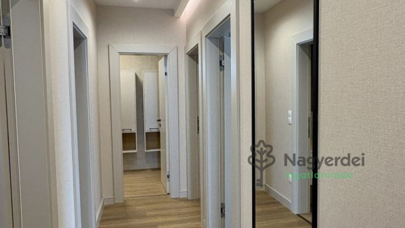 Debrecen, Csigekert, Lakás, tégla lakás  