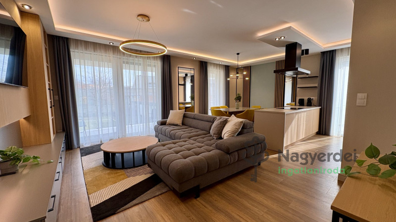 Debrecen, Csigekert, Lakás, tégla lakás  