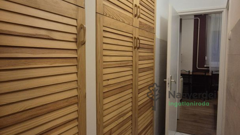 Debrecen, Nagyerdő, Lakás, tégla lakás  