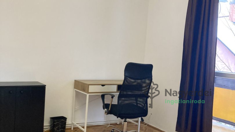 Debrecen, Egyetemváros, Lakás, tégla lakás  