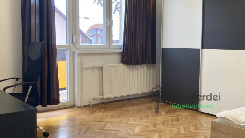 Debrecen, Egyetemváros, Lakás, tégla lakás  